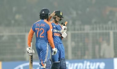 IND vs ENG 1st T20 : भारत ने 12.5 ओवर में जीता मुकाबला, इंग्लैंड 7 विकेट से हराया, अभिषेक ने लगाया फिफ्टी