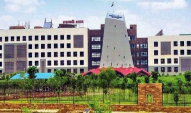 TRANSFER : राज्यपाल के सचिव बने डॉ. सी आर प्रसन्ना, राज्य सरकार ने तीन IAS अफसरों को सौंपा अतिरिक्त प्रभार, देखें लिस्ट