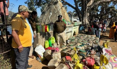 CG : चुनाव से पहले आबकारी विभाग की बड़ी कार्रवाई, 307 बल्क लीटर महुआ शराब और 8700 KG लाहन जब्त