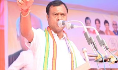 दीपक बैज ने बीजेपी के घोषणा पत्र को लेकर कसा तंज, बोले- पहले अपने पुराने वादे पूरे कर लें, फिर नए वादों पर जाएं