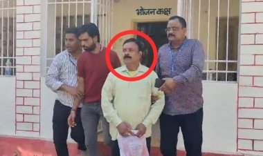 BREAKING : ACB की बड़ी करवाई, रंगे हाथों रिश्वत लेते वन परिक्षेत्र अधिकारी गिरफ्तार