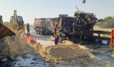 CG NEWS : नेशनल हाईवे 53 पर भीषण सड़क हादसा, ट्रेलर चालक की जलकर मौत