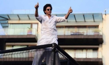 ENTERTAINMENT : 200 करोड़ का ‘मन्नत’ छोड़कर किराए के मकान में शिफ्ट होने वाले हैं शाहरुख खान, यह है वजह