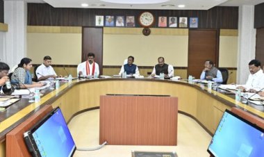 BREAKING : साय कैबिनट की बैठक संपन्न, विदेशी मदिरा दुकानों में अतिरिक्त आबकारी शुल्क समाप्त, जानिए लिए गए सभी बड़े फैसले