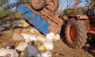 BREAKING : सड़क हादसे में 4 ग्रामीणों की मौत, 12 घायल, पीडीएस का चावल लेकर लौटने के दौरान पलटी ट्रैक्टर