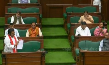 CG VIDHANSABHA : प्रधानमंत्री आवास योजना को लेकर सदन में बवाल, विपक्ष ने आवासों की स्वीकृति के आंकड़ों को बताया गलत