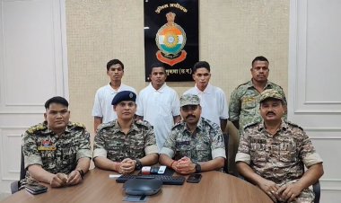 Surrender : 2 इनामी समेत 3 नक्सलियों ने छोड़ा लाल आतंक का साथ