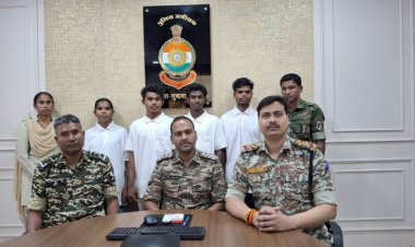 CG ब्रेकिंग : सुकमा में 2 लाख की ईनामी महिला नक्सली समेत 4 माओवादियों ने किया सरेंडर