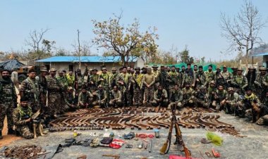 सुकमा : बड़ी वारदात के फ़िराक़ में छुपा रखा था हत्यारों का ज़ख़ीरा, जवानों ने किया डम्प बरामद