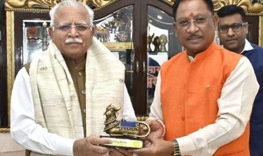 CG : मुख्यमंत्री साय से केन्द्रीय आवास और शहरी विकास मंत्री मनोहर लाल खट्टर ने सौजन्य मुलाकात की