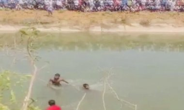 ब्रेकिंग : छत्तीसगढ़ में 12 लोगों से भरी पिकअप नहर में गिरी, 2 बच्चे समेत 5 लापता,रेस्क्यू ऑपरेशन जारी