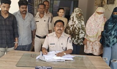 CG Sex Racket : सेक्स रैकट का भंडाफोड़,पुलिस ने फिल्मी स्टाइल में मारी रेड,पांच गिरफ्तार…