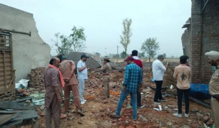 पटाखा फैक्ट्री में विस्फोट, 4 की मौत, 20 से अधिक घायल