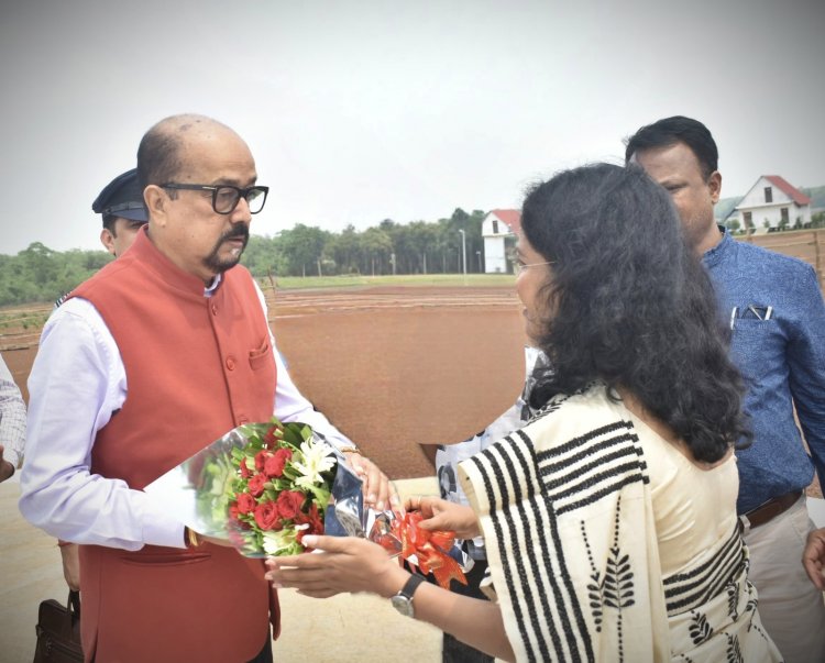 राज्यपाल श्री रमेन डेका एक दिवसीय प्रवास पर बालोद पहुँचे