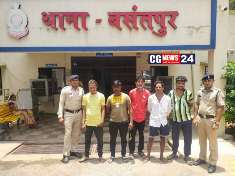 गिरफ्तारी वारंटियों को गिरफ्तार कर न्यायालय के समक्ष किया पेश