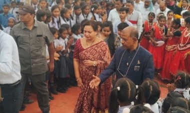 *बाल दिवस पर जिला पंचायत अध्यक्ष रहित शैक्षणिक संस्थानों में बाल मेले में सम्मिलित*