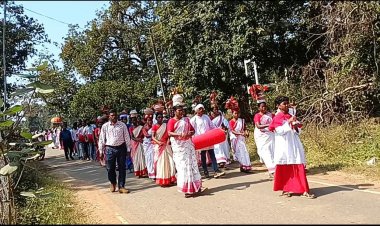 *ईसाई समुदाय के लोगो के द्वारा औंधी नगर क्षेत्र में निकाली गई कृष राजा यात्रा*