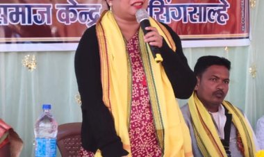 *शहीद वीर नारायण सिंह शहादत दिवस कार्यक्रम आयोजन डुमटोला में सम्मिलित हुई जिला पंचायत अध्यक्ष*