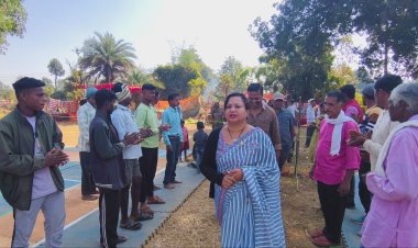 *ग्राम सरोली रानी पारा में जिला पंचायत अध्यक्ष कबड्डी प्रतियोगिता कार्यक्रम में हुई सम्मिलित*