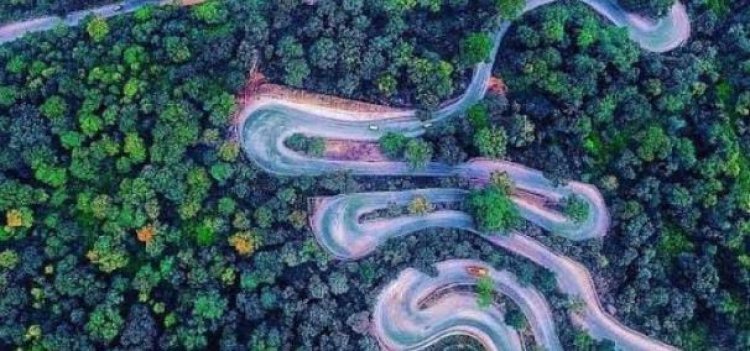 केशकाल घाट में लगा जाम: दो ट्रेलरों की टक्कर से घंटों बाधित हुआ आवागमन