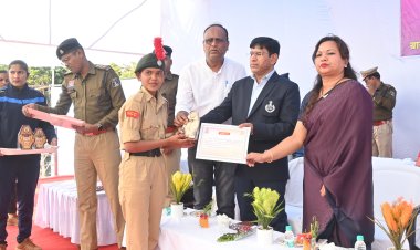 *यातायात पुलिस विभाग द्वारा चलाए जा रहे सड़क सुरक्षा कार्यक्रम का हुआ सफलतापूर्वक समापन*