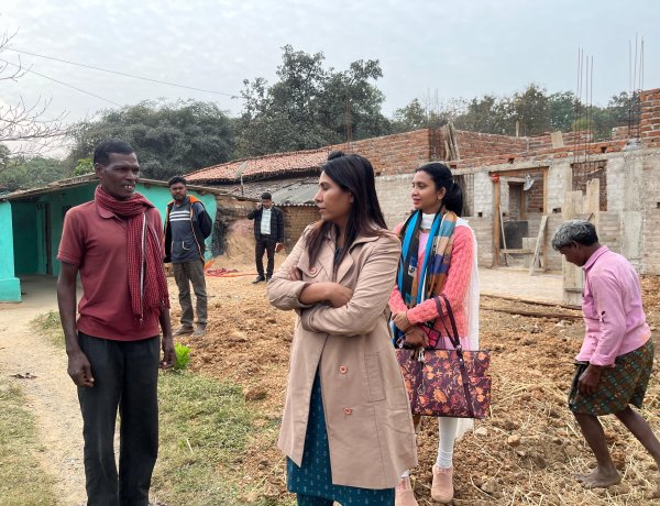 *जिला पंचायत सीईओ ने चौकी ब्लॉक में चल रही विभिन्न योजनाओं का किया निरीक्षण,आवास रहा प्रमुख विषय*