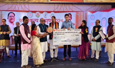 कायाकल्प आयुष 2024: जिले के शासकीय आयुर्वेद औषधालय डुंडेरा ने दुर्ग संभाग में हासिल किया प्रथम स्थान 