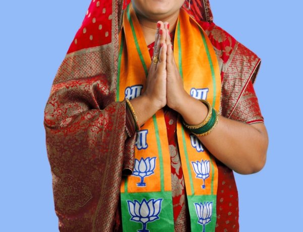 अंतर्राष्ट्रीय महिला दिवस पर सभापति नेहा बाबा वर्मा ने नगर की महिलाओं को दी बधाई