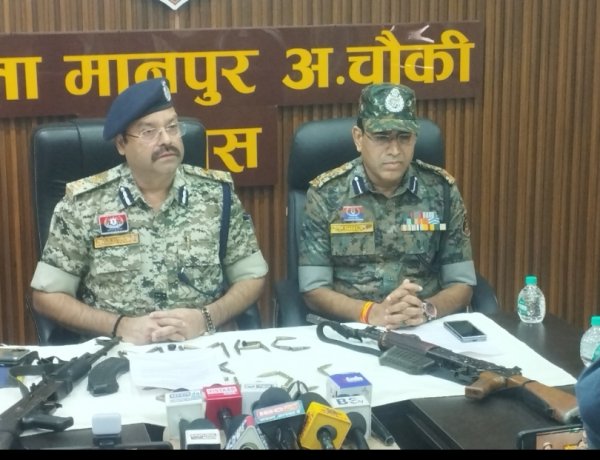 *मदनवाड़ा थाना क्षेत्र अंतर्गत नक्सली सामग्री की गई बरामद,AK47-INSAS*