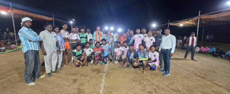 *ग्राम पुतरगोंदी कला के कबड्डी प्रतियोगिता समापन कार्यक्रम में सम्मिलित हुई जिला पंचायत अध्यक्ष*