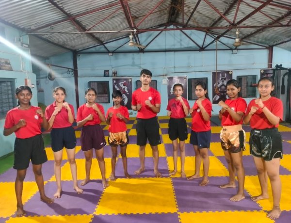 राष्ट्रीय मुएथाई प्रतियोगिता में दल्ली राजहरा के 12 खिलाड़ी करेंगे छत्तीसगढ़ का प्रतिनिधित्व