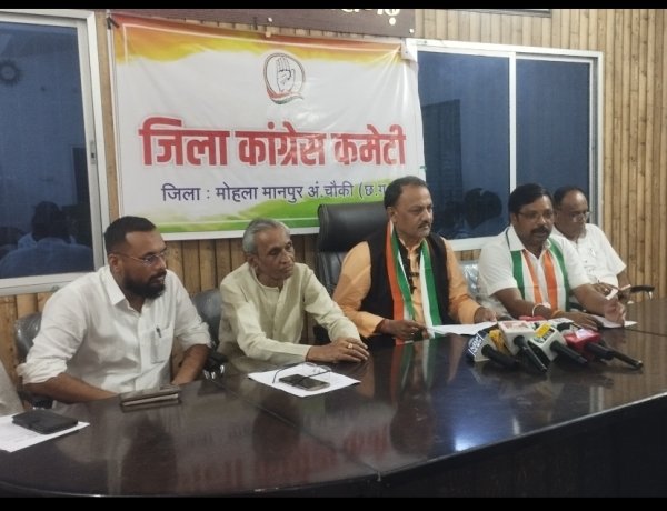 *राम मंदिर में चंदा चोरी के मामले को लेकर मोहला में पदम कोठारी PCC संयुक्त महासचिव ने की प्रेसवार्ता*