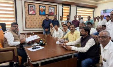 *छत्तीसगढ़ शिक्षा मंत्री गजेंद्र यादव से हुई मुलाकात ,TET परीक्षाओं को लेकर हुई चर्चा*