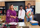*तीरंदाजी खेल के खिलाड़ी भावेश, कुर्सीटिकून निवासी कि जिला कलेक्टर से की सराहना**