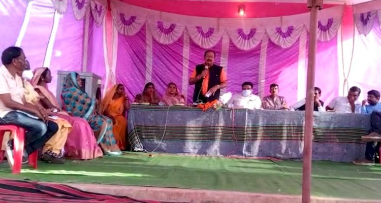 सांसद मोहन मंडावी ने बालोद जिले के ग्राम ओडा़रसकरी में किया कई विकास कार्यो का भूमिपूजन