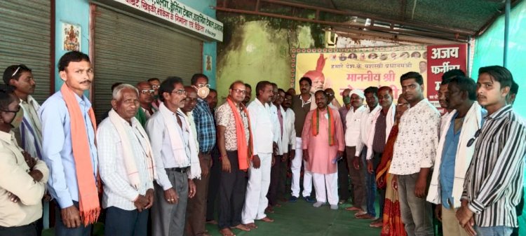 प्रदेश संगठन महामंत्री पवन साय का डौण्डी लोहारा आगमन पर दुधली में पार्टी कार्यकर्ताओं ने जोरदार स्वागत किया