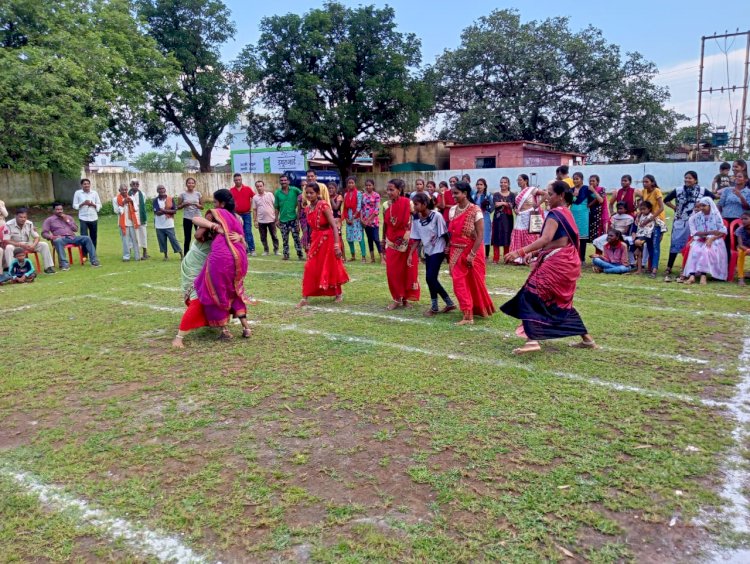 नगर अर्जुंदा में राजीव गांधी युवा मितान के तत्वाधान में तीज महोत्सव बड़े हर्षोल्लास के साथ मनाया गया।