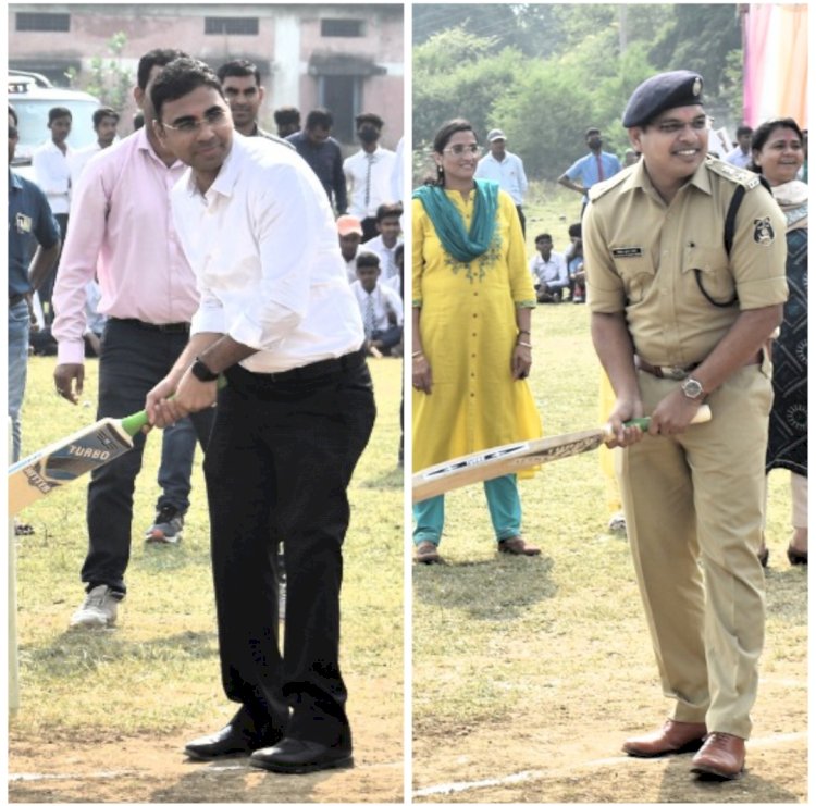 स्वीप क्रिकेट मैच में कलेक्टर कुलदीप शर्मा एवं जिला पुलिस अधीक्षक जितेंद यादव ने की बेहतरीन बल्लेबाजी     मतदाताओं को प्रोत्साहित करने शासकीय हाईस्कूल मैदान भंवरमरा में अधिकारियों एवं ग्रामीणों के मध्य खेला गया क्रिकेट मैच