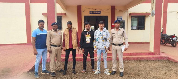 जिला पुलिस अधीक्षक जितेंद यादव के निर्देशानुसार थाना प्रभारी रविशंकर पांडे के नृत्रित्व में पुलिस टीम को अवैध मादक पदार्थ गांजा की तस्करी करते तीन लोगों किया  गिरफ्तार 