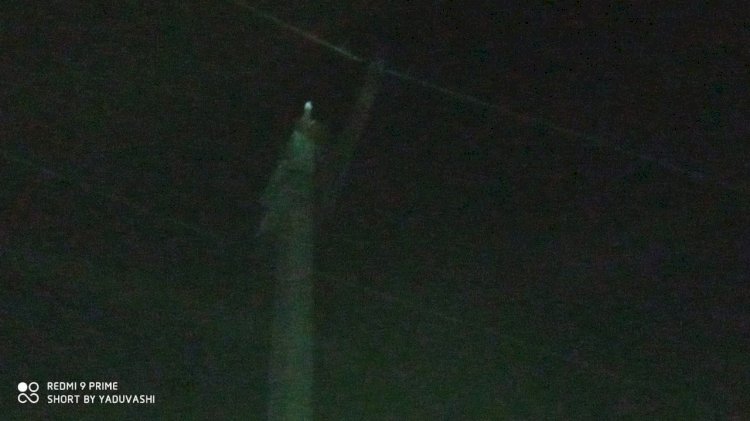 पिछले दो दिन से बिजली नहीं सूचना देने पर भी बिजली विभाग के कर्मचारी कनेक्शन को नहीं सुधरे लाइट नहीं होने से ग्रामीण परेशान