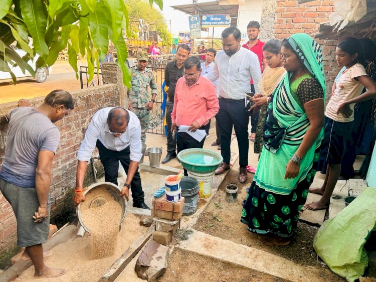 सीईओ जिला पंचायत डाॅ. कन्नौजे ने गुरूर विकासखण्ड के विभिन्न ग्रामों में पहुँचकर जल संरक्षण के कार्यों का किया अवलोकन   ग्राम बोढ़रा, अरमरीकला एवं गंगोरीपार में तालाब निर्माण के कार्य का किया निरीक्षण